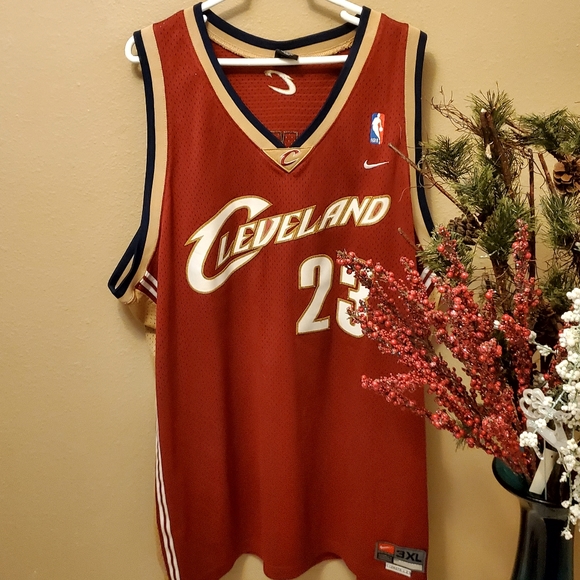 Cleveland Cavaliers Nike LeBron James #23 Burgundy Jersey - Picture 1 of 14